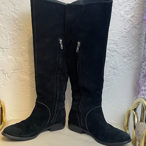 UGG {5} 'Daley Gracen' Black Suede Tall Riding Boots Block Heel - Picture 3 of 9